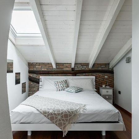 In Our Home By Holiday Solutions Como Exterior photo